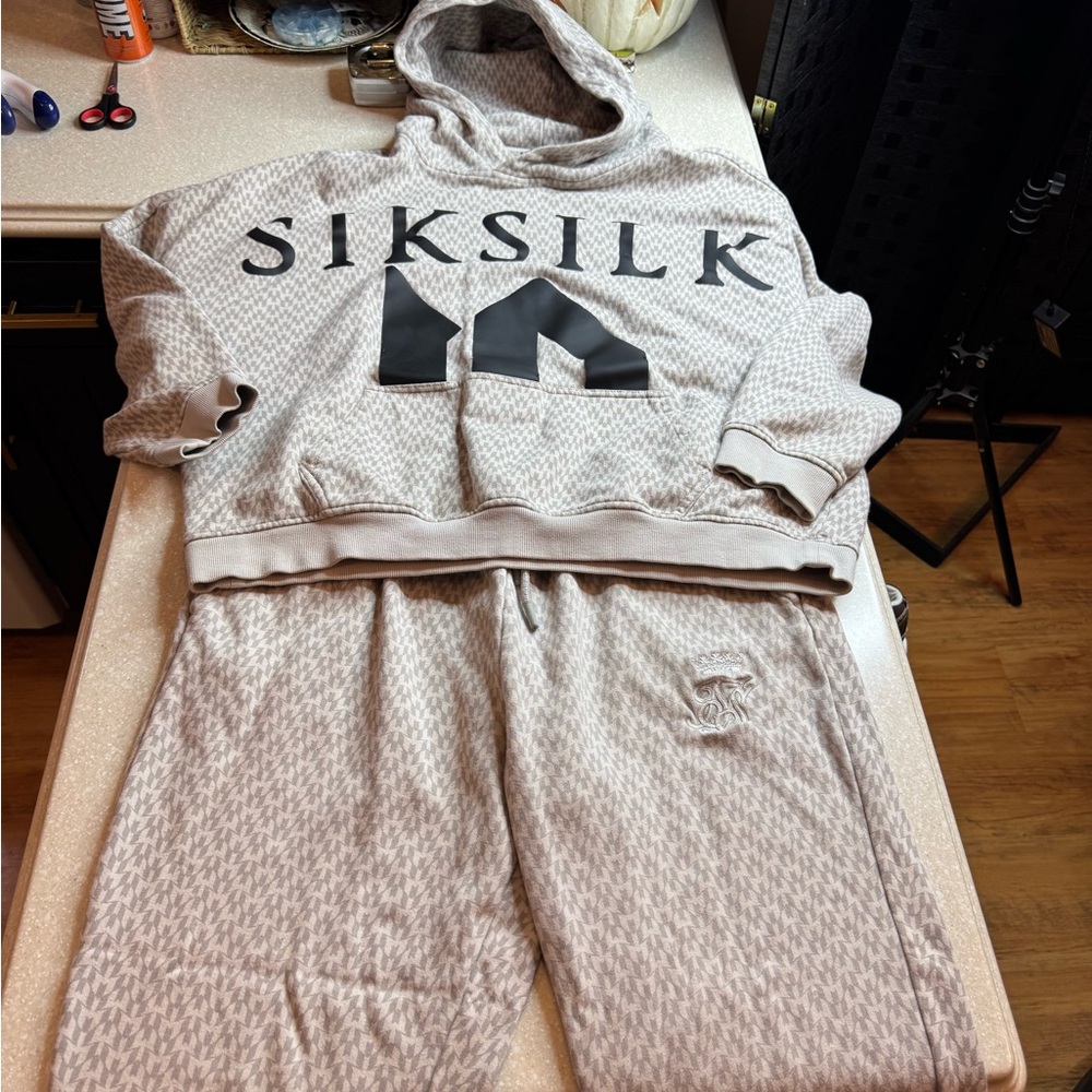 SikSilk Messi collaborated monogram Hoodie and Pants. XL